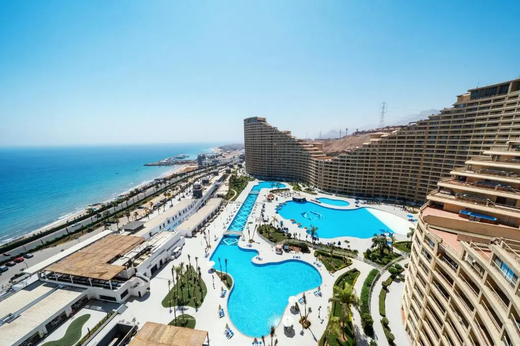 Day-use in Ain Sokhna from Cairo by the Red Sea