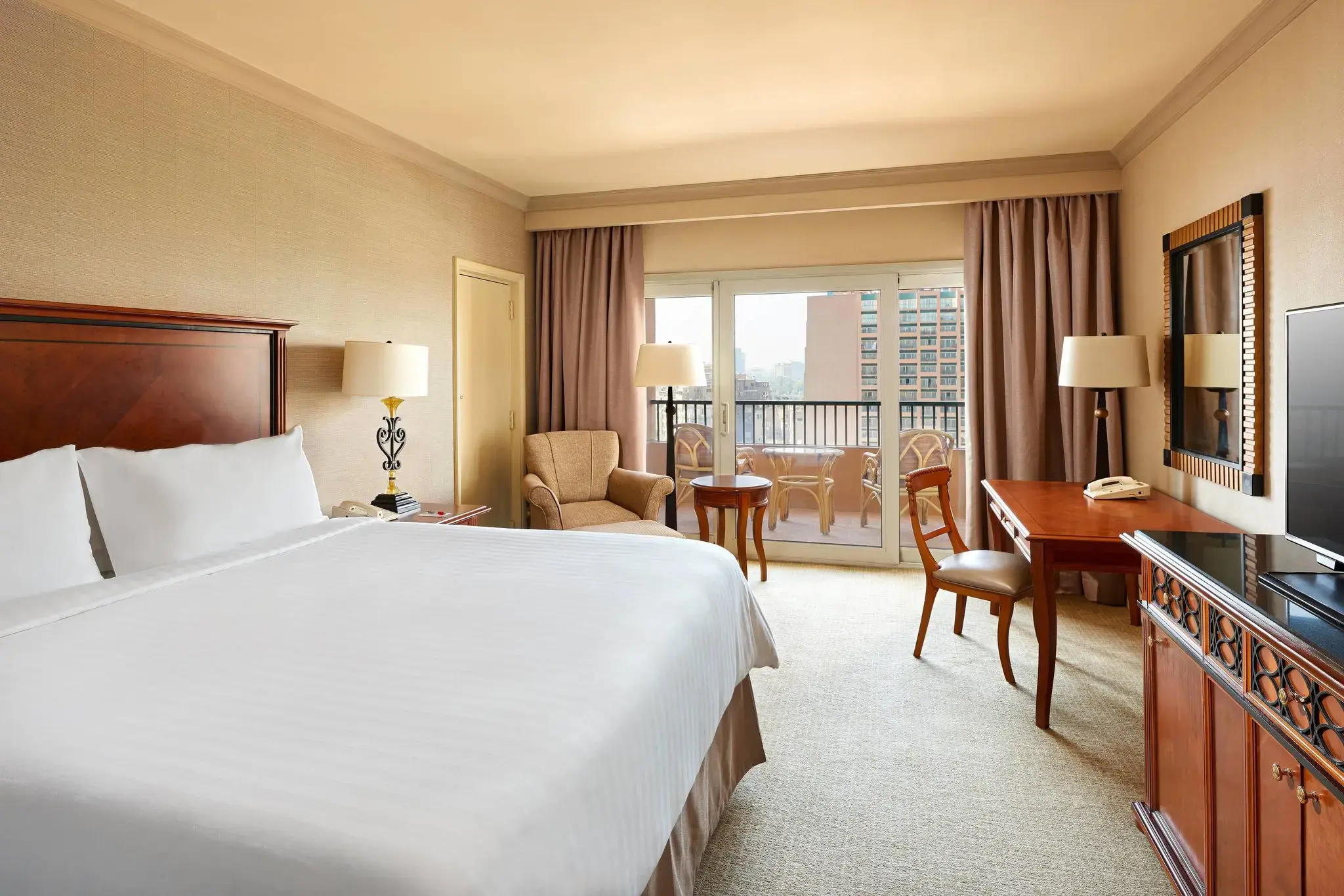 Deluxe Nile View Room, 1 King, Balcony